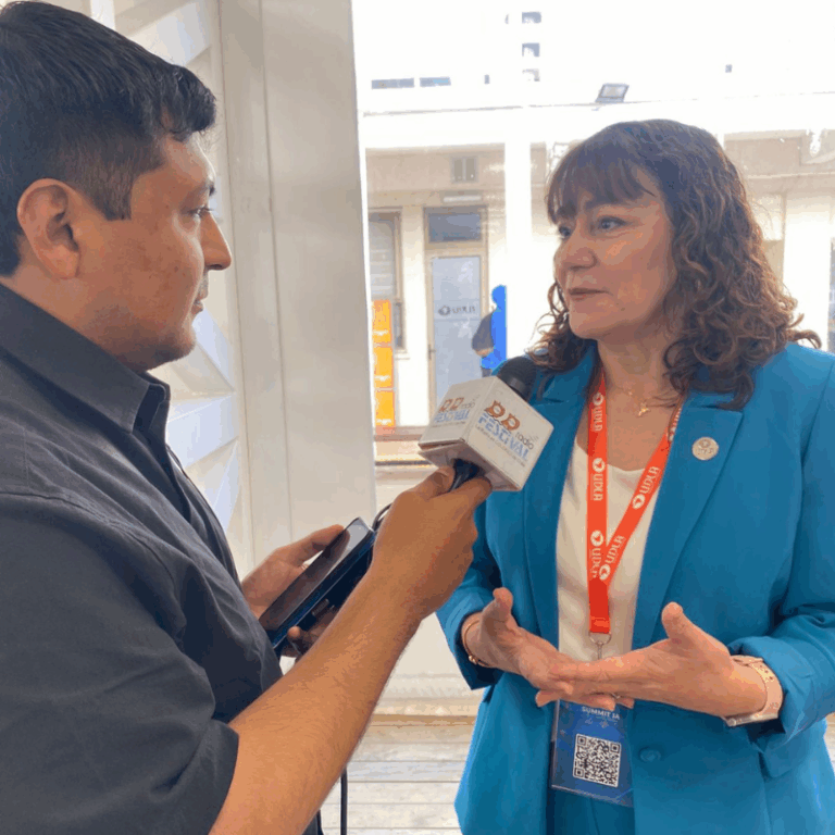 Universidad de Las Américas realiza “Summit de Inteligencia Artificial: Educación, derecho y sociedad”.