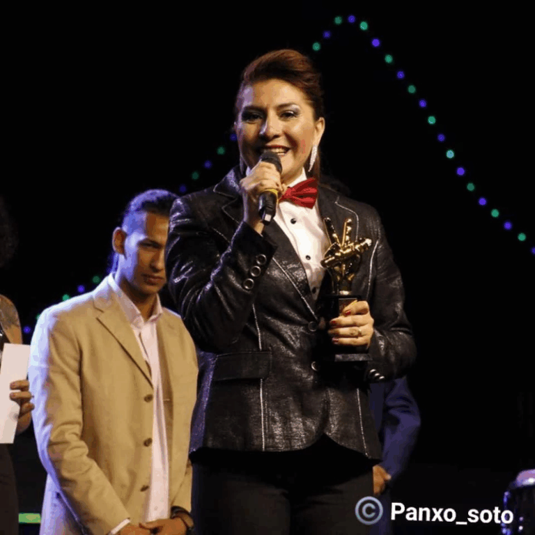 Estrella Díaz Clasificada al Festival Canción Cebolla